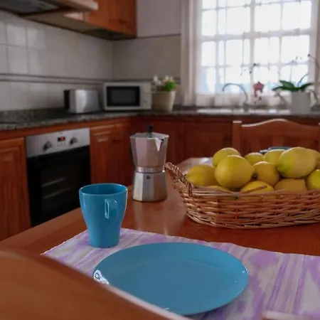 Casa El Porvenir - Atico En Brena Alta
